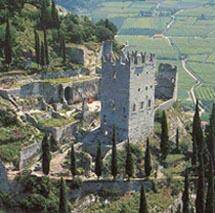 Il Castello / Beni artistici e monumentali / Cosa puoi ...