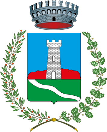 D'azzurro alla torre d'argento, merlata alla guelfa, chiusa, finestrata, murata di nero, passante su una catena di monti attraversante di rosso, fondata su una campagna rialzata di verde attraversata da una fascia ondosa d'argento