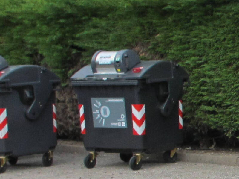 CHIUSURA DEI CASSONETTI CONDOMINIALI CON CALOTTA NEI COMUNI DI ARCO E RIVA DEL GARDA