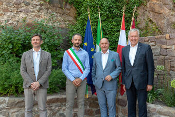 IL PRESIDENTE DEL CONSIGLIO NAZIONALE AUSTRIACO AI CIUCIOI IL PRESIDENTE DEL CONSIGLIO NAZIONALE AUSTRIACO AI CIUCIOI