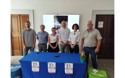 Immagine: Foto finale in piedi 2 (1)