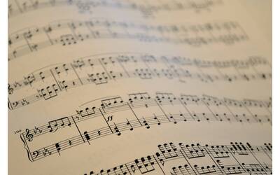 Immagine: sheet-music-gb7ef2b3b9_1920