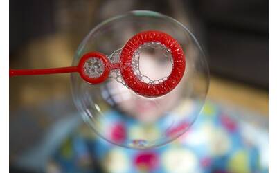 Immagine: Soap bubble g38eb0e8cf 1920
