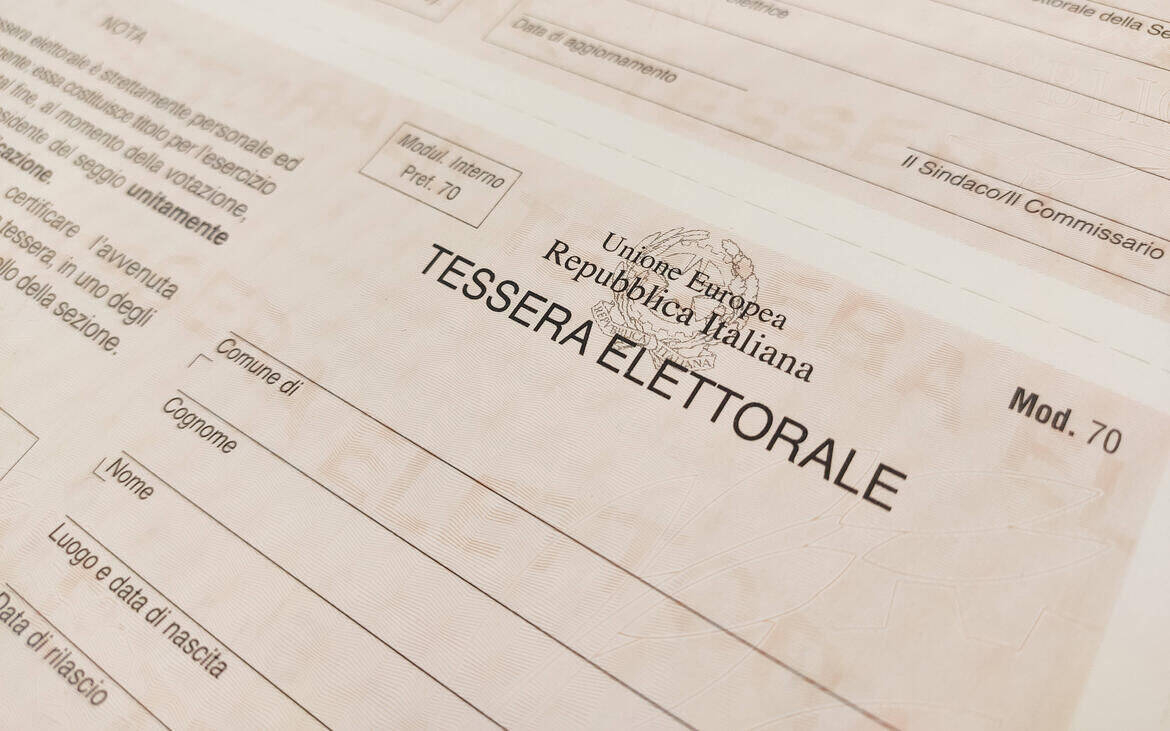 Immagine: Tessera-elettorale_reference