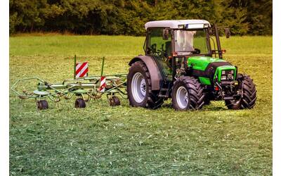 Immagine: tractor-g9a11ce713_1920