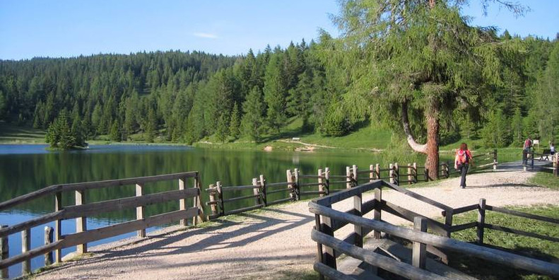 Immagine: Casa del Parco "Lago rosso"