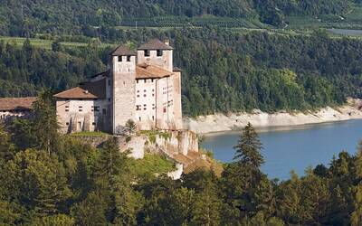 Immagine: Castel Cles
