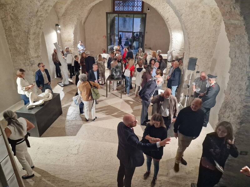 Limen: inaugurata al Granaio di Nomi la personale di Simone Turra