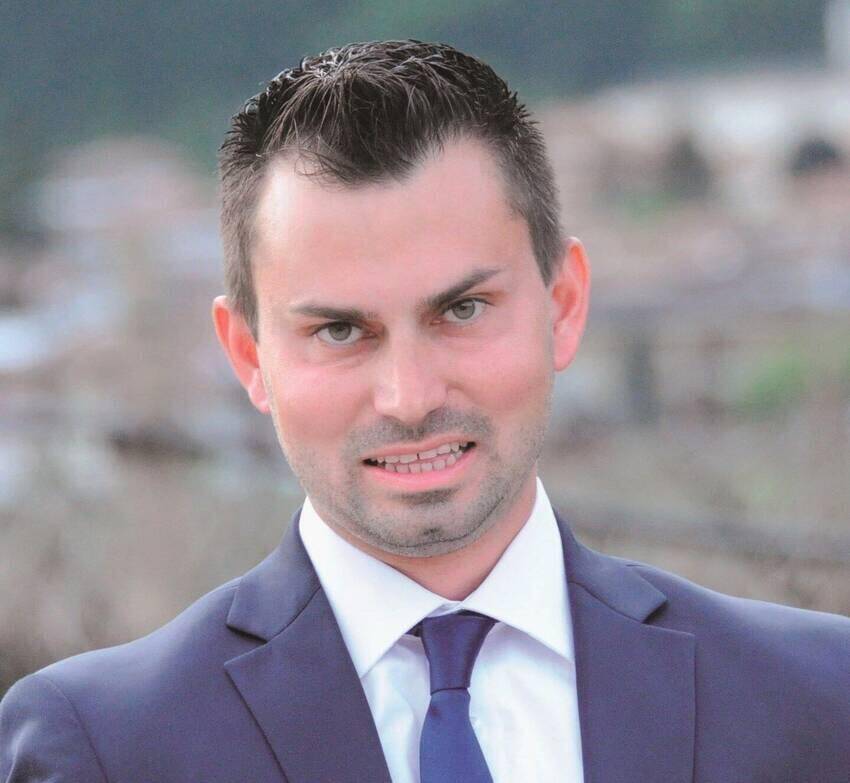 Sindaco / Municipio / Il Comune / Comune di Roveré della Luna Comune