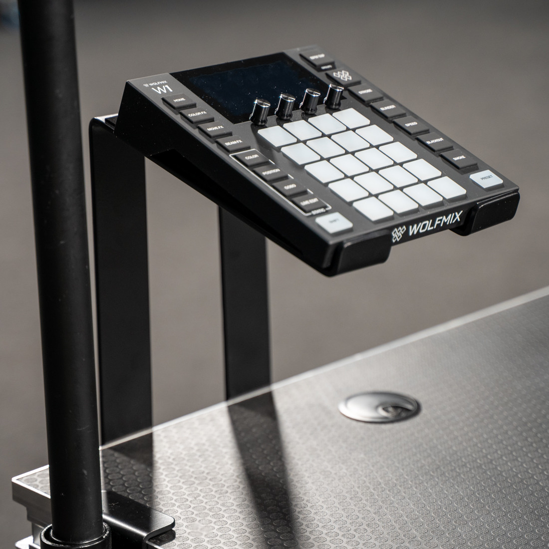 Duratruss DURASTAGE 750 LapTop Stand thumbnail 3