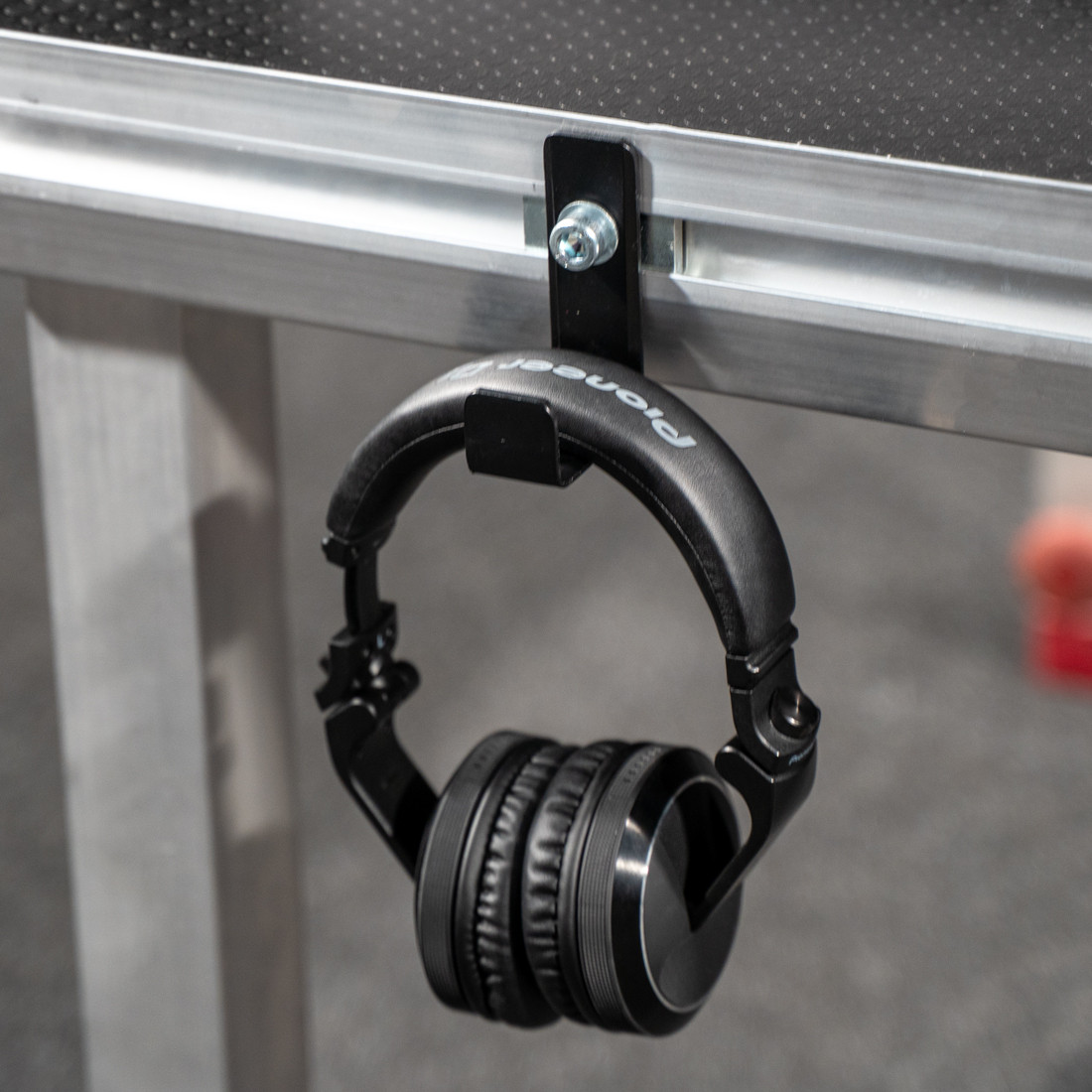 Duratruss DURASTAGE 750 Headphone Holder thumbnail 2