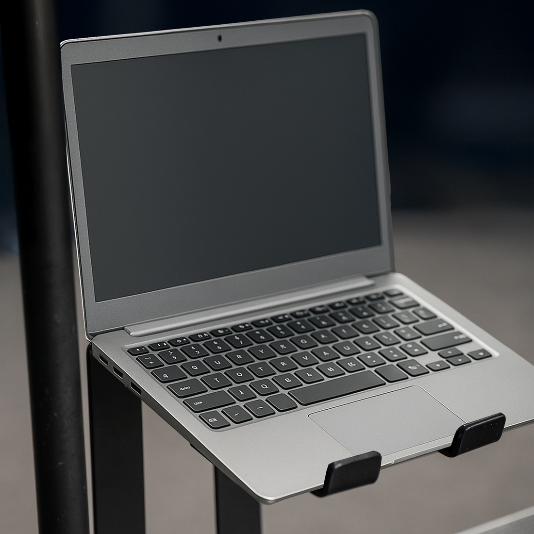 Duratruss DURASTAGE 750 LapTop Stand thumbnail 4