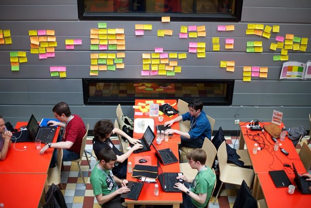 hackaton schoolwijzer gemeente amsterdam open data api IBM city challenge