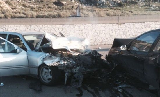 وفاة اربعيني جراء تصادم مركبتين في المفرق وفاة اربعيني جراء تصادم مركبتين في المفرق