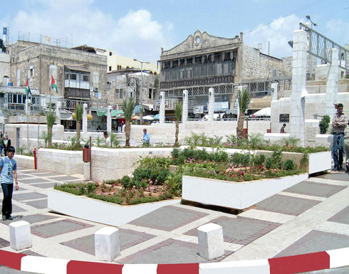 تطبيق “وايز” يوجه جنديين إسرائيليين إلى مدينة فلسطينية تطبيق “وايز” يوجه جنديين إسرائيليين إلى مدينة فلسطينية