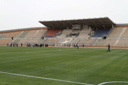 الخبير البريطاني جيبز يتفقد الملاعب الاردنية الخبير البريطاني جيبز يتفقد الملاعب الاردنية