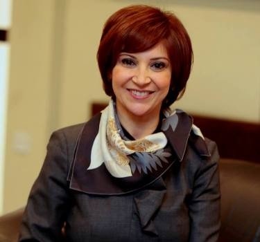 وزيرة الاتصالات تدعو القطاع للاستثمار بالطاقات الشبابية في المحافظات وزيرة الاتصالات تدعو القطاع للاستثمار بالطاقات الشبابية في المحافظات