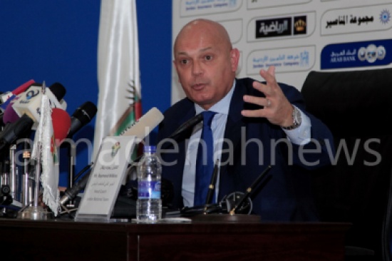 الانجليزي ويلكنز يعلن تشكيلة المنتخب الوطني