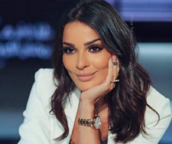 نادين نسيب نجيم: فكرة الاعتزال تراودني ! نادين نسيب نجيم: فكرة الاعتزال تراودني !