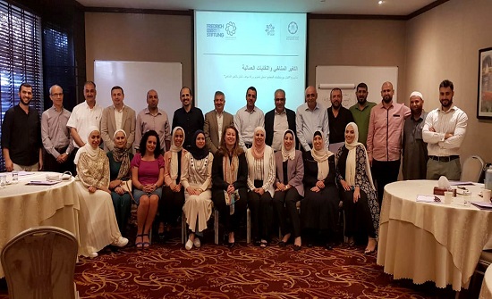 العلمية الملكية: تشبيك المجتمع المحلي بورشات حول التغير المناخي العلمية الملكية: تشبيك المجتمع المحلي بورشات حول التغير المناخي