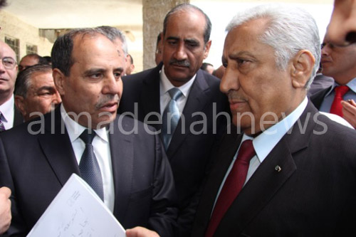 بالصور : النسور يزور الرمثا