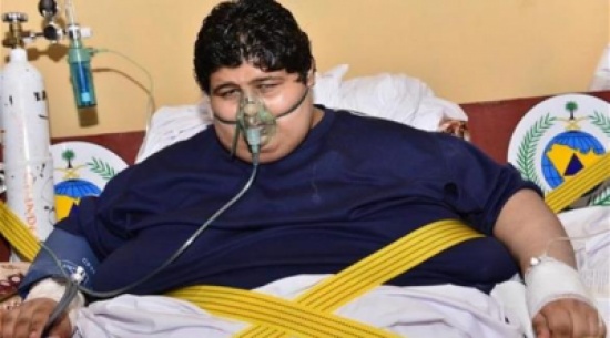سعودي يخفض وزنه من 600 إلى 120 كيلوغراماً ( صورة ) سعودي يخفض وزنه من 600 إلى 120 كيلوغراماً ( صورة )
