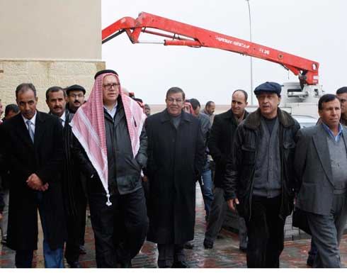 وزير الاشغال العامة يضع حجر اساس لتقاطع مليح -ذيبان -مادبا وزير الاشغال العامة يضع حجر اساس لتقاطع مليح -ذيبان -مادبا