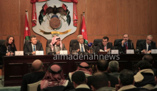 النسور : مساعدات مؤتمر لندن ليست تسولا .. وسيلمس الاردنيين اثرها ( صور ) النسور : مساعدات مؤتمر لندن ليست تسولا .. وسيلمس الاردنيين اثرها ( صور )