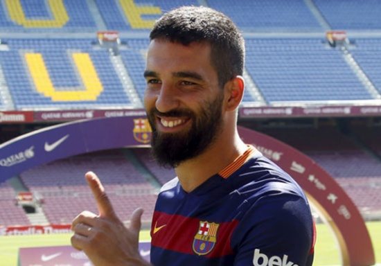 حرمان توران وفيدال من المشاركة ودياً مع برشلونة حرمان توران وفيدال من المشاركة ودياً مع برشلونة