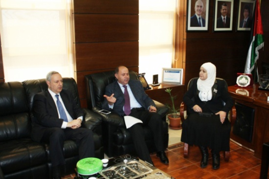 جامعة الشرق الاوسط تؤسس قاعدة بيانات للتعريف بالقيمة العلاجية للمواقع السياحية