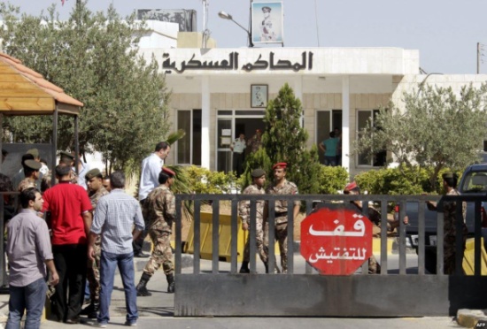 أمن الدولة.. بدء محاكمة ثمانية متهمين خططوا للقيام بأعمال إرهابية أمن الدولة.. بدء محاكمة ثمانية متهمين خططوا للقيام بأعمال إرهابية