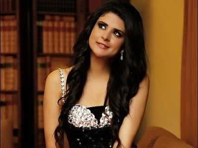 سلمى رشيد تعاني من حالة نفسية سيئة وتطلب دعاء محبيها