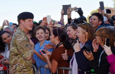 أستراليا: المئات يودعون الأمير هاري مع انتهاء مهمته العسكرية