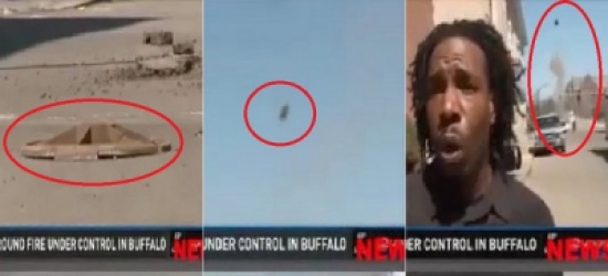 شاهد.. انفجار على الهواء مباشرة يرسل غطاء الصرف الصحي 60 متراً في الهواء