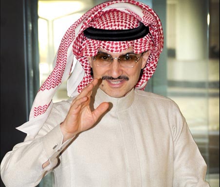 الأمير الوليد بن طلال يزور مخيم الزعتري