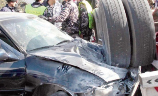 696 وفاة و17 ألف إصابة بحوادث السير العام الماضي