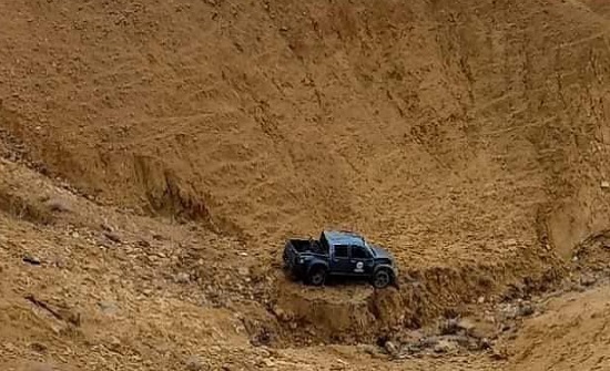 النقيب عمر المصاروة في ذمة الله اثر حادث مؤسف - صور