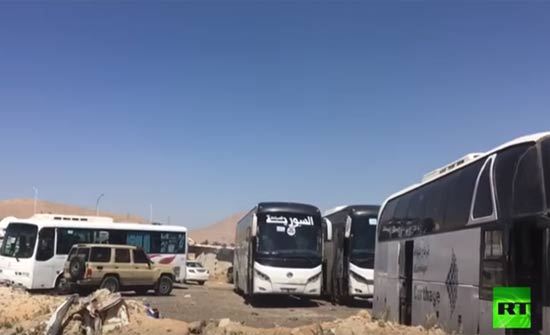 الدفاع الروسية: خروج 154 ألف شخص من الغوطة الشرقية منذ بدء الهدن الإنسانية