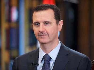 الأسد يؤدي صلاة عيد الأضحى في جامع بإحدى ضواحي العاصمة دمشق الأسد يؤدي صلاة عيد الأضحى في جامع بإحدى ضواحي العاصمة دمشق
