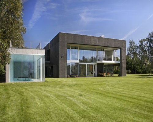 منزل بجدران تتحرك ( صور )