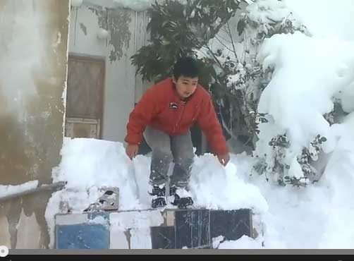 أحلى قفزة لأردني في الثلج