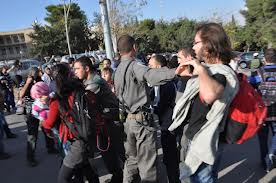 فلسطين : حملة "لن أخدم جيشكم" تدين اعتداءات الأمن على طلاب الجامعات