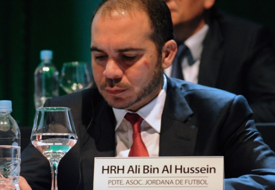 الأمير علي يؤكد أن الصين ستستضيف المونديال في المستقبل الأمير علي يؤكد أن الصين ستستضيف المونديال في المستقبل