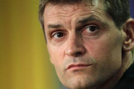 برشلونة يبحث عن مدرب جديد