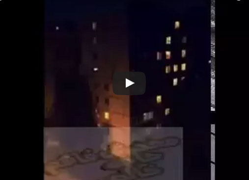 شاهد: لحظة ظهور شبح على أحد المباني