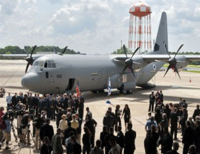 إسرائيل تتسلم طائرة ‘شمشون’ الأمريكية العملاقة الأربعاء