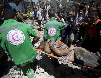 استشهاد شاب متأثرا بجراح أصيب بها خلال الحرب الإسرائيلية على غزة