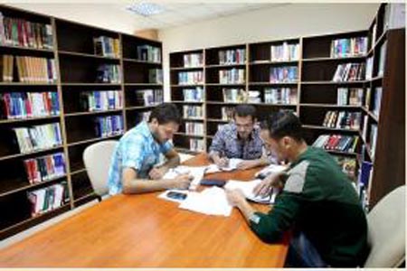ندوة في "الشرق الاوسط" حول دور المكتبة في إثراء المعرفة ندوة في "الشرق الاوسط" حول دور المكتبة في إثراء المعرفة