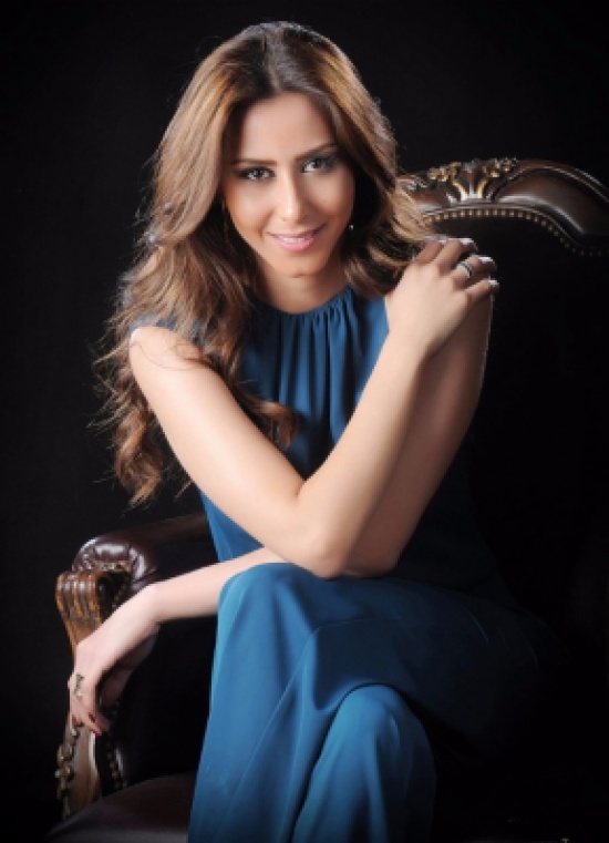 غفران خضور: أعتبر نفسي محظوظة كفنانة شابة... غفران خضور: أعتبر نفسي محظوظة كفنانة شابة...