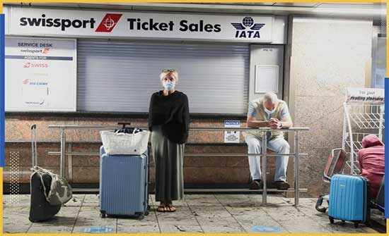 مع انتشار أوميكرون .. لندن تعلن حالة الطوارئ ودول أوروبية تلغي احتفالات أعياد الميلاد